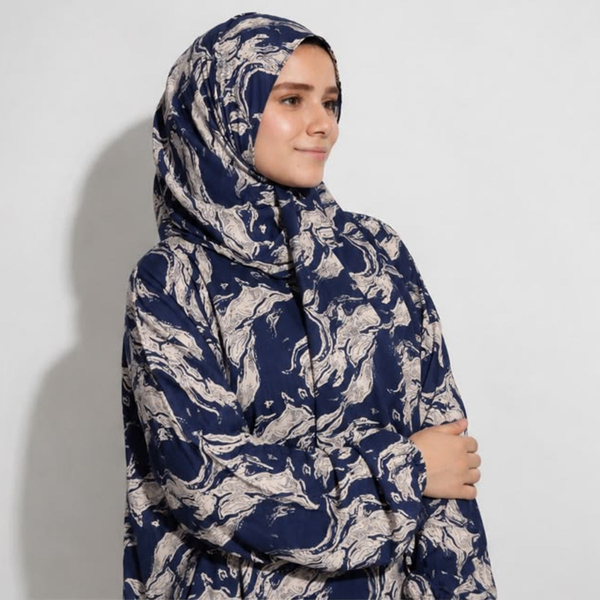 Aura Navy